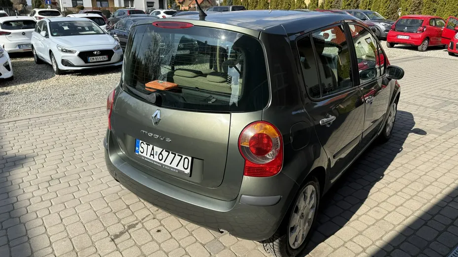 RENAULT Modus -