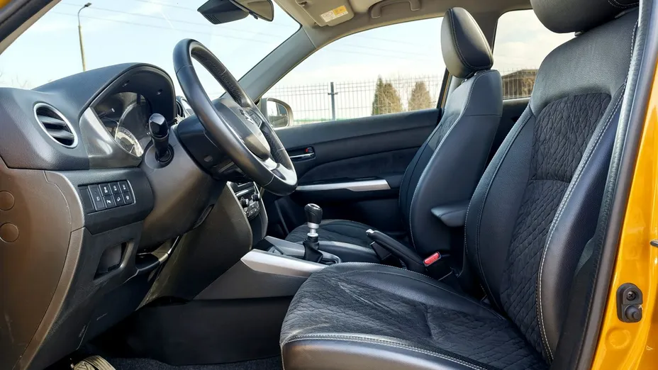 SUZUKI Vitara -