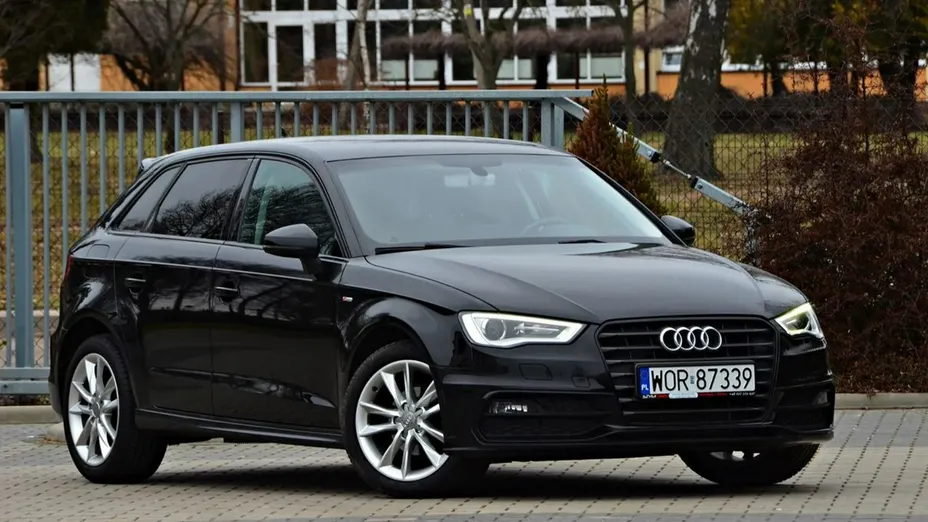 AUDI A3 Sportback -