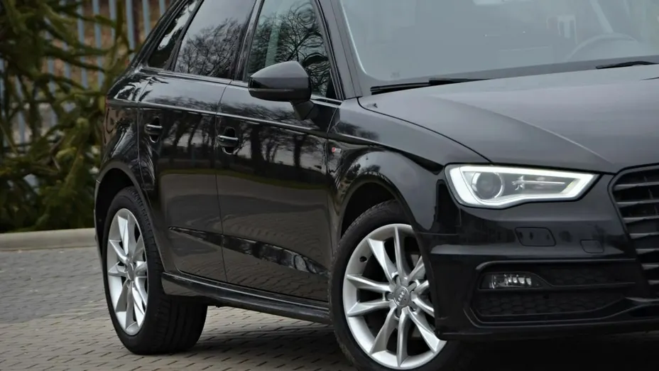 AUDI A3 Sportback -