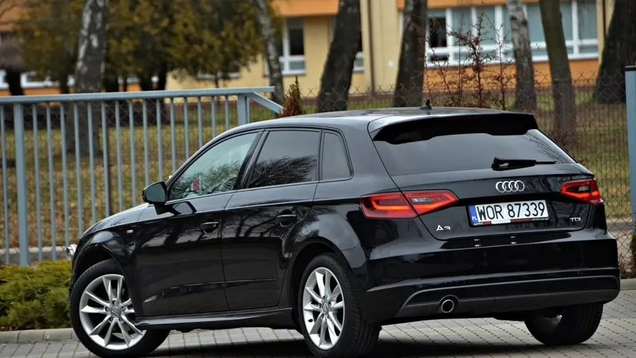 AUDI A3 Sportback -
