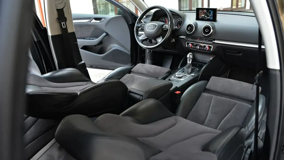 AUDI A3 Sportback -