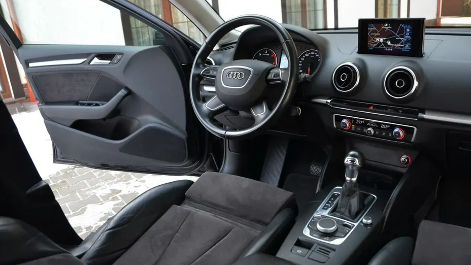AUDI A3 Sportback -