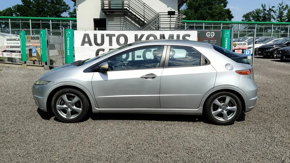HONDA Civic -
