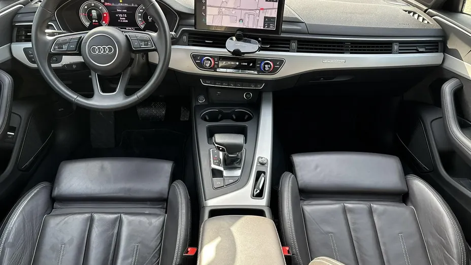 AUDI A4 -