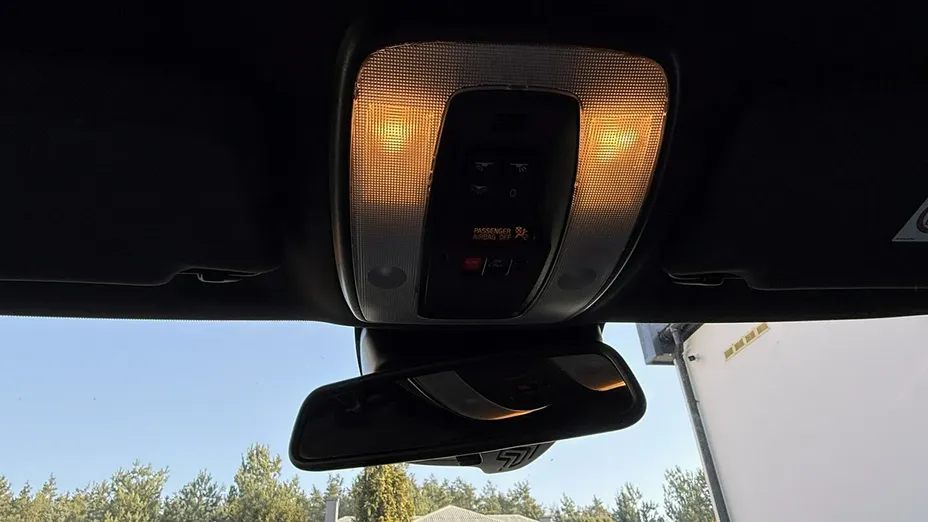 VOLVO V60 -