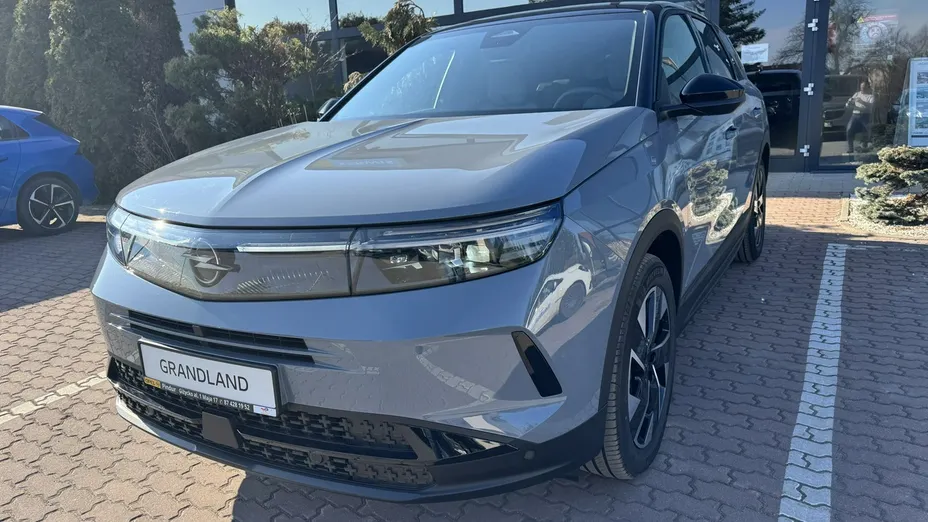OPEL Grandland X -