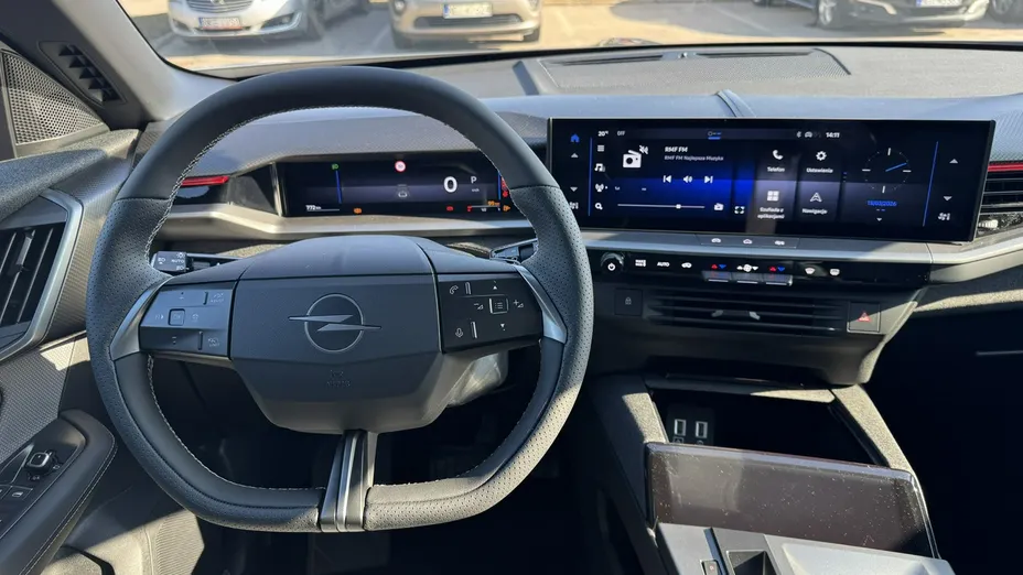 OPEL Grandland X -