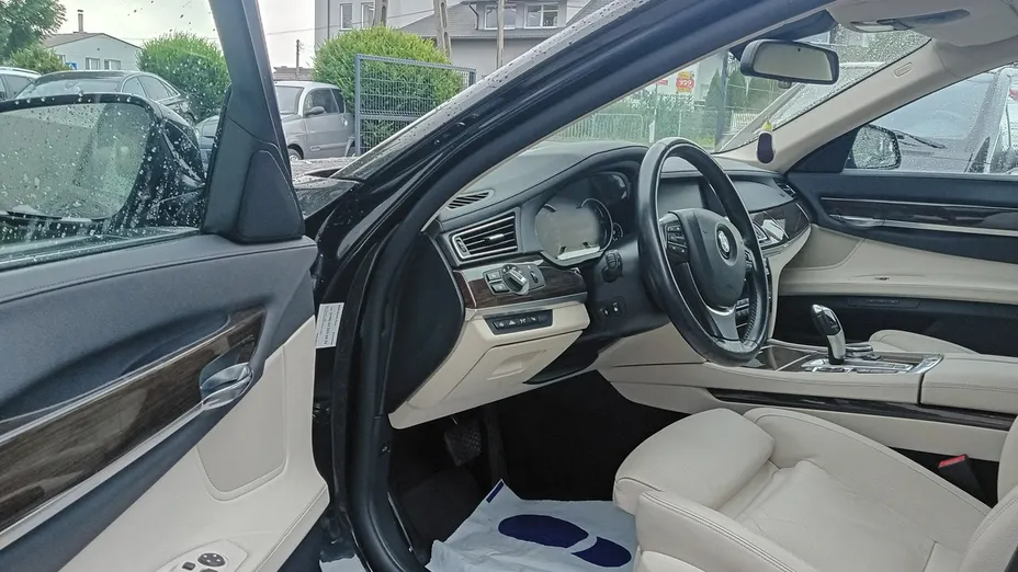 BMW Seria 7 -