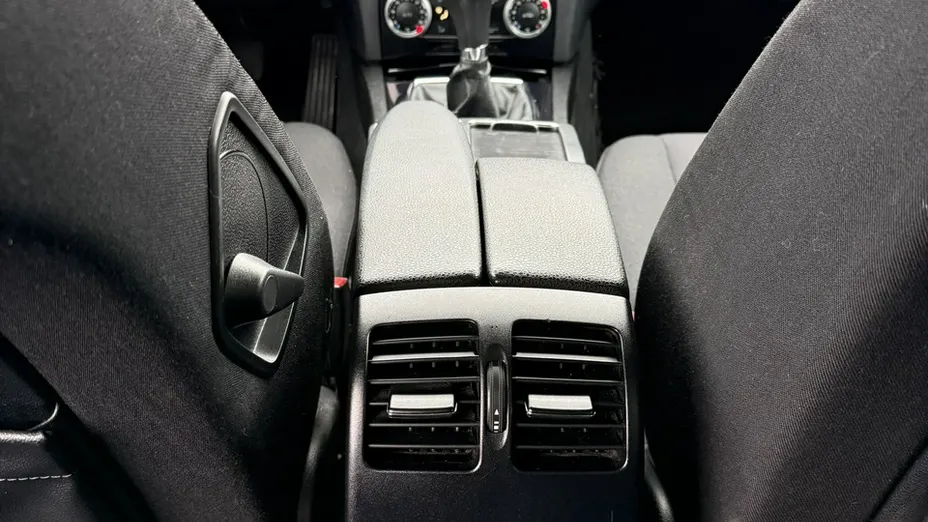 MERCEDES-BENZ C Klasa -