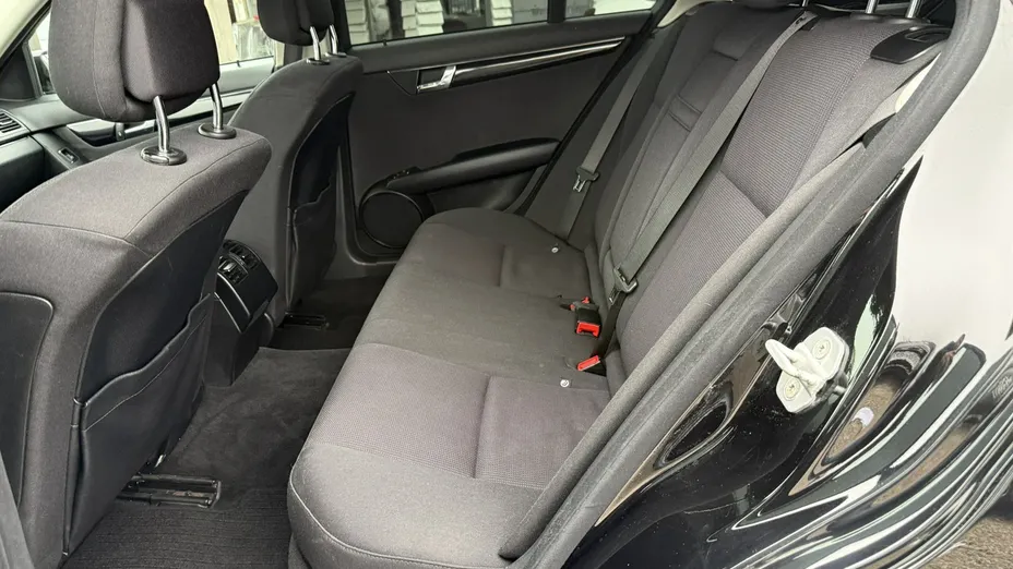 MERCEDES-BENZ C Klasa -