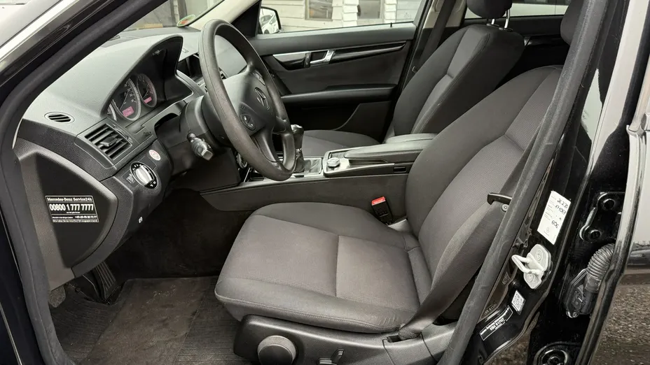MERCEDES-BENZ C Klasa -