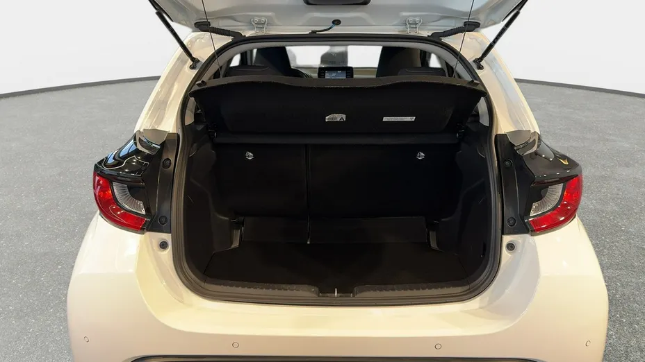 TOYOTA Yaris Yaris 1.5 Comfort