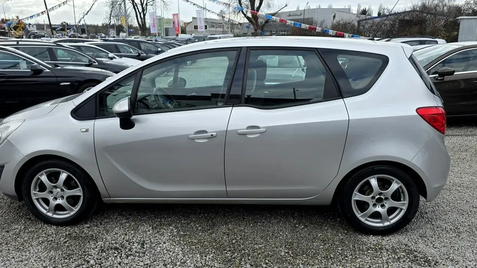 OPEL Meriva -