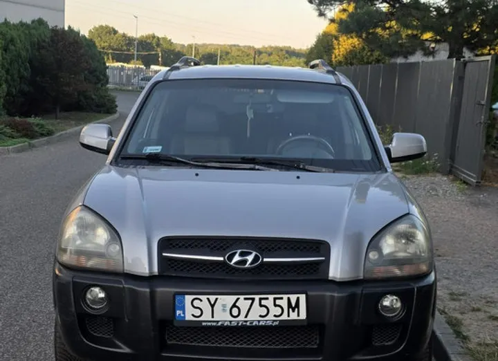 HYUNDAI Tucson -