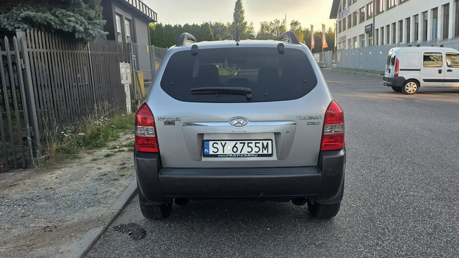 HYUNDAI Tucson -