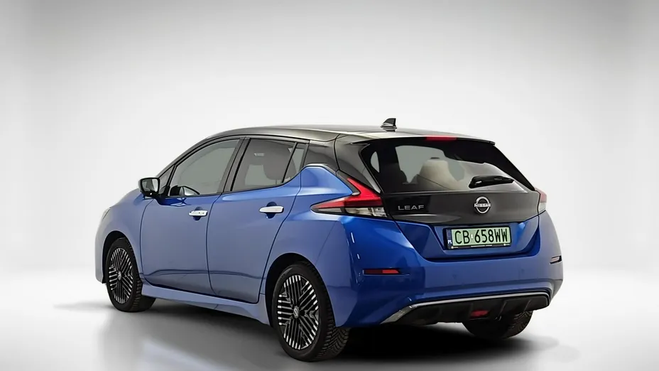 NISSAN Leaf -
