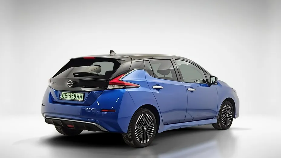 NISSAN Leaf -