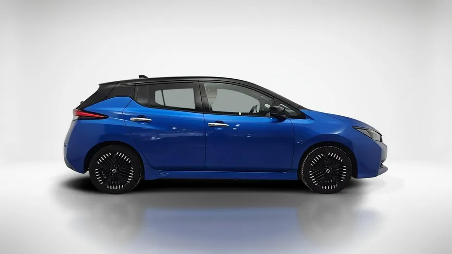 NISSAN Leaf -