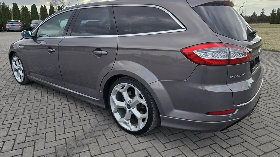FORD Mondeo -