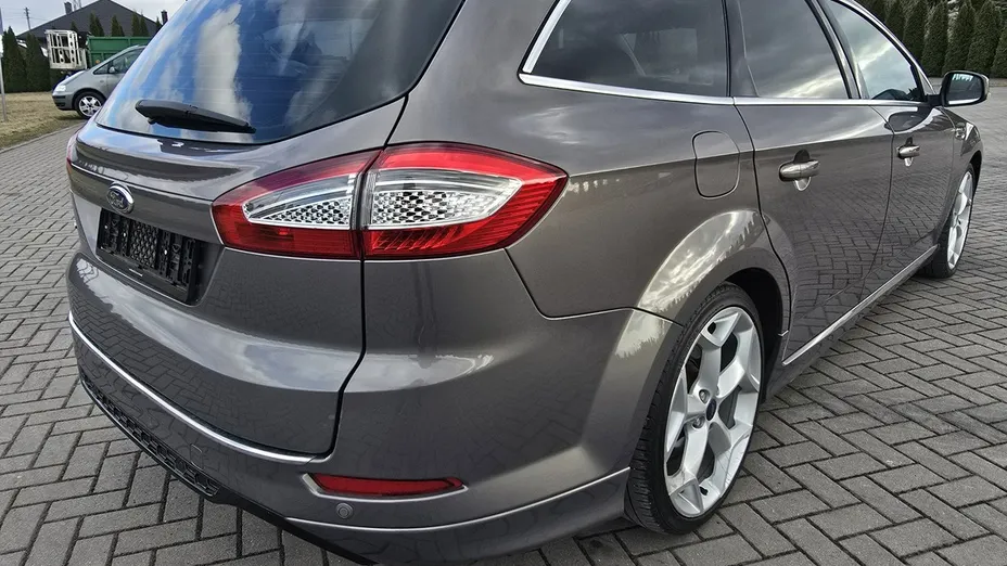 FORD Mondeo -
