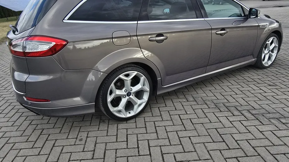 FORD Mondeo -