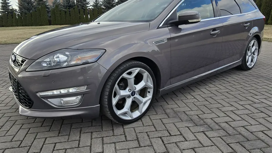 FORD Mondeo -