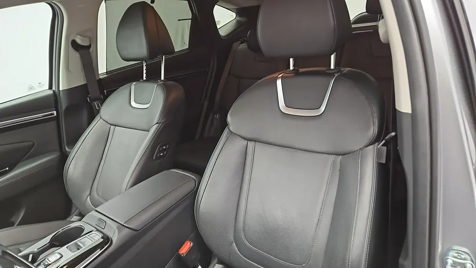HYUNDAI Tucson -
