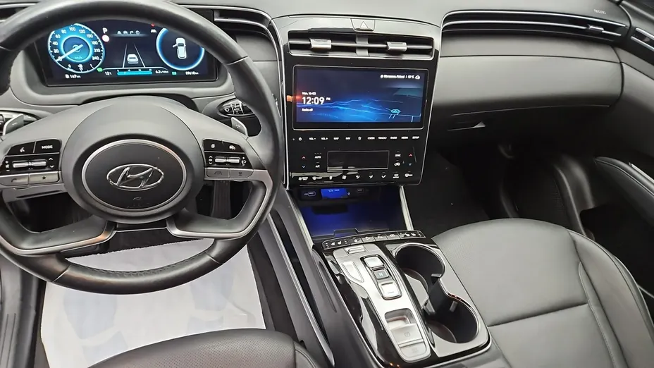 HYUNDAI Tucson -