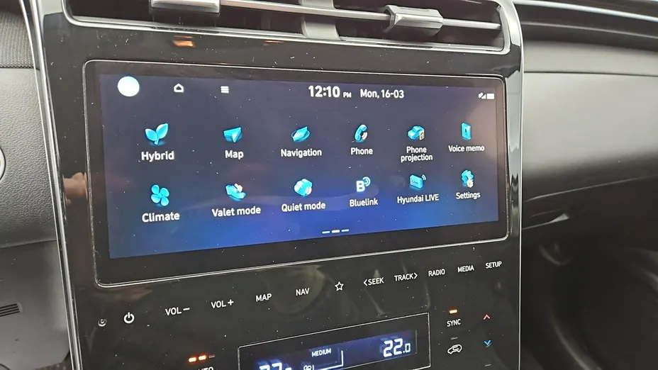HYUNDAI Tucson -