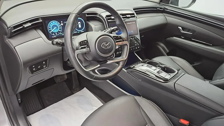 HYUNDAI Tucson -