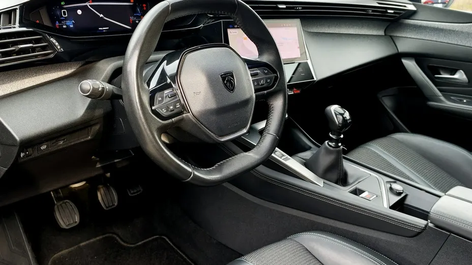 PEUGEOT 308 -