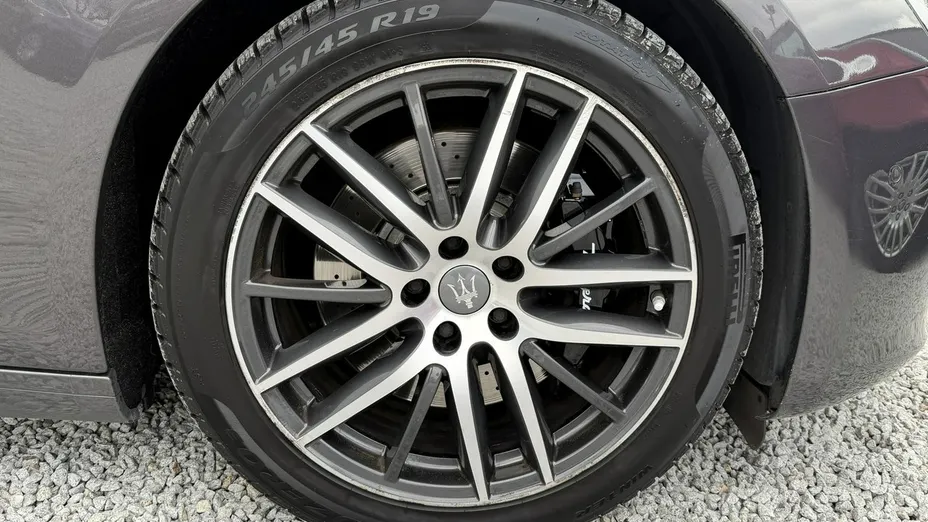 MASERATI Ghibli -