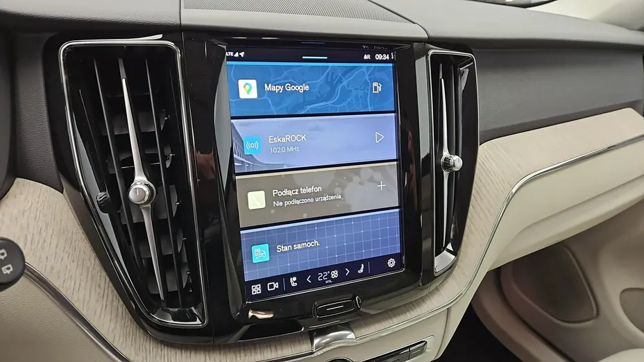 VOLVO XC60 -