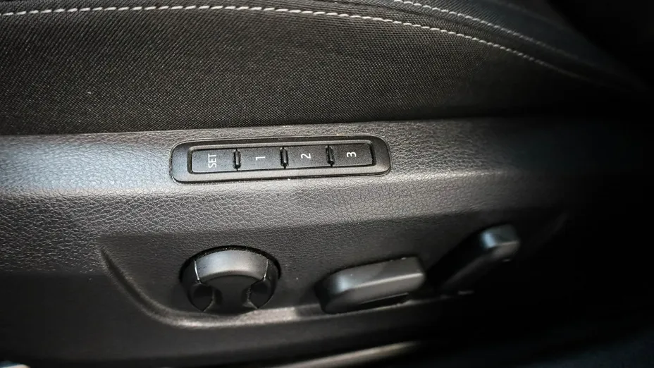 SKODA Superb -