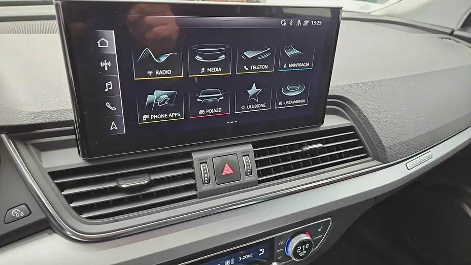 AUDI Q5 -