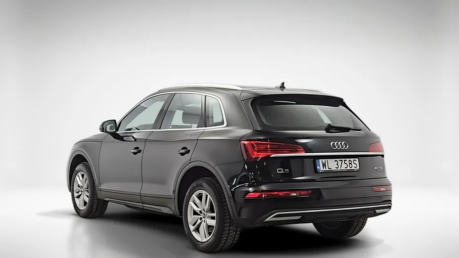 AUDI Q5 -