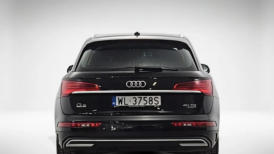 AUDI Q5 -