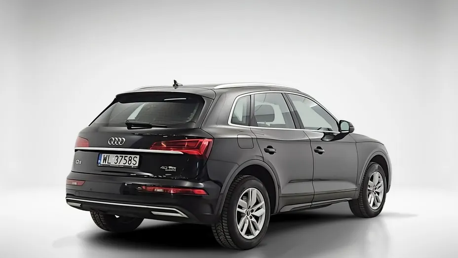 AUDI Q5 -