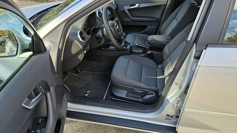 AUDI A3 Sportback -