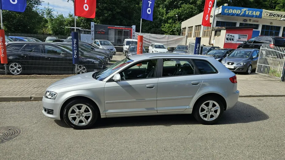 AUDI A3 Sportback -