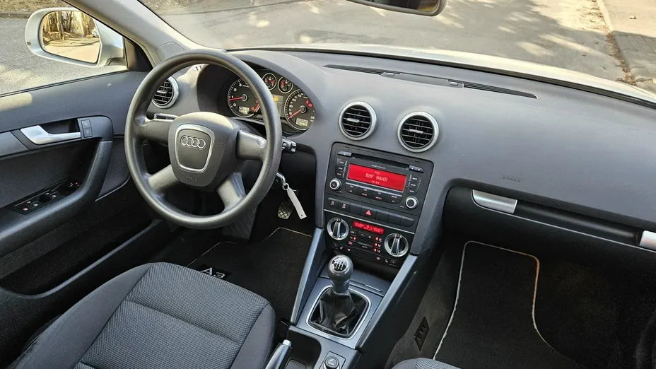AUDI A3 Sportback -