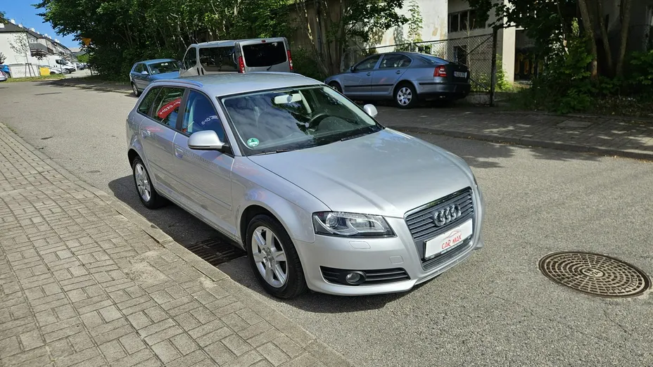 AUDI A3 Sportback -