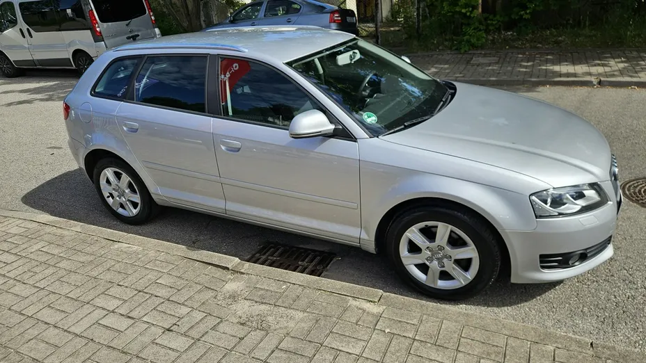 AUDI A3 Sportback -