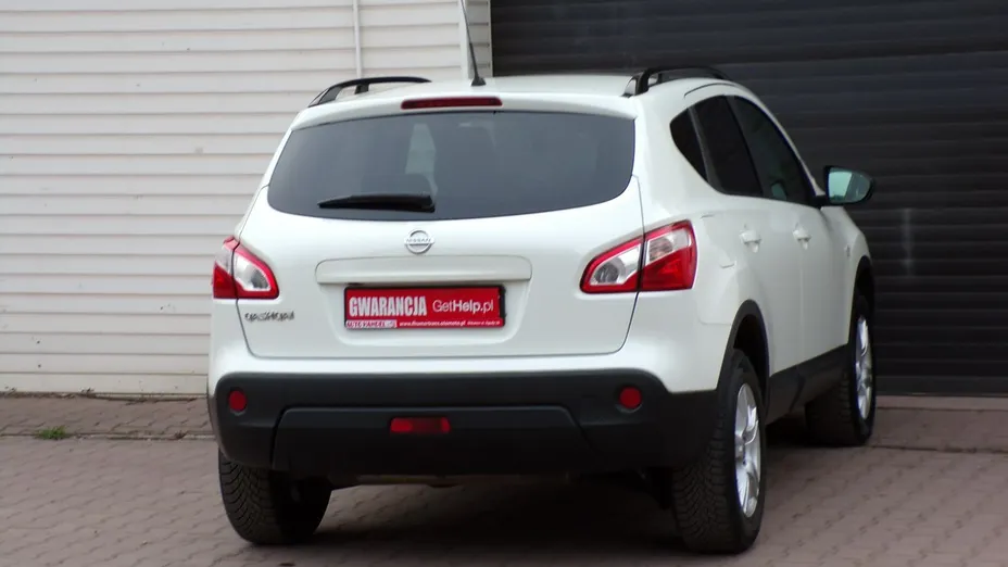 NISSAN Qashqai -