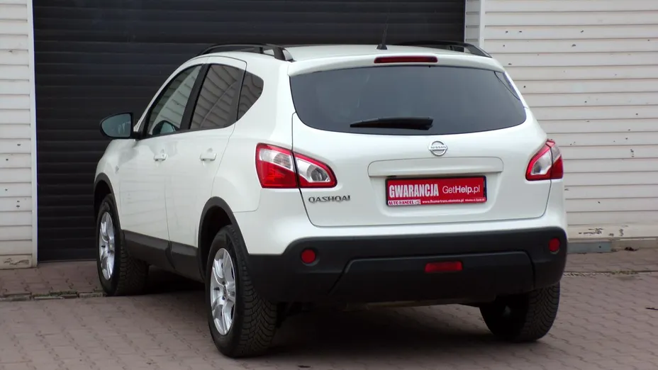 NISSAN Qashqai -