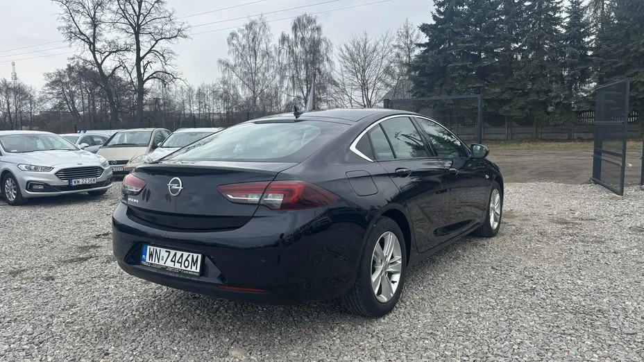 OPEL Insignia -