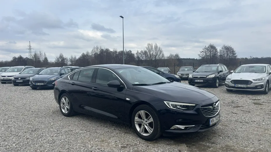 OPEL Insignia -