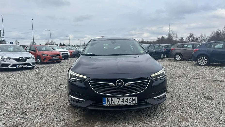 OPEL Insignia -