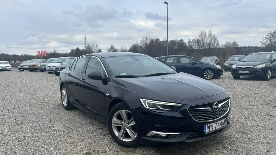 OPEL Insignia -